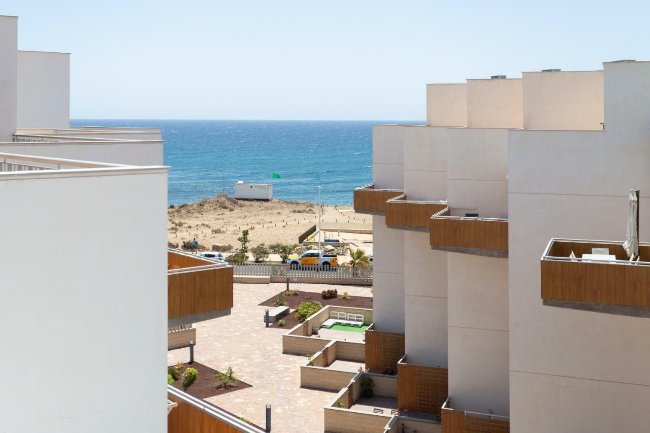 Luxury Beachfront Penthouse *